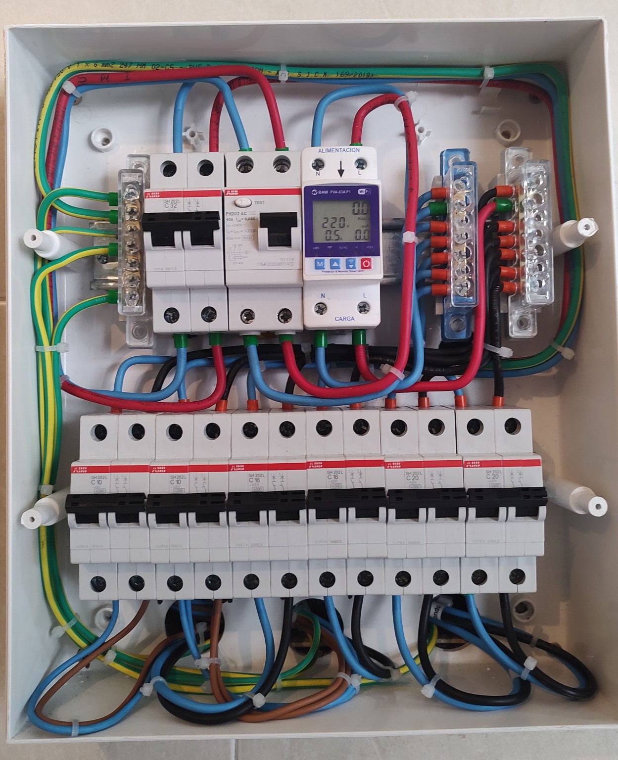 Trabajo realizado por Lauda Electricidad y Refrigeración
