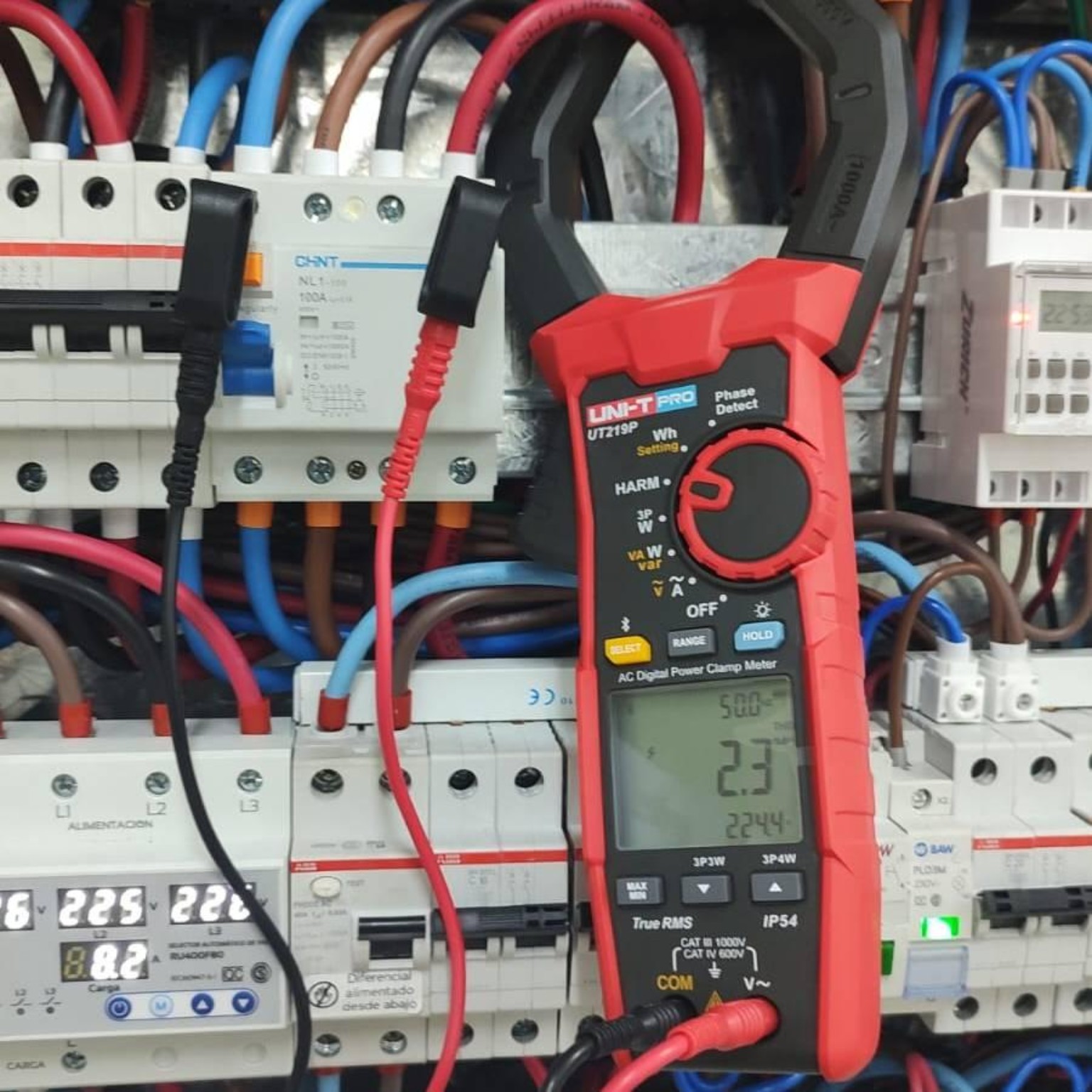 Trabajo realizado por Lauda Electricidad y Refrigeración